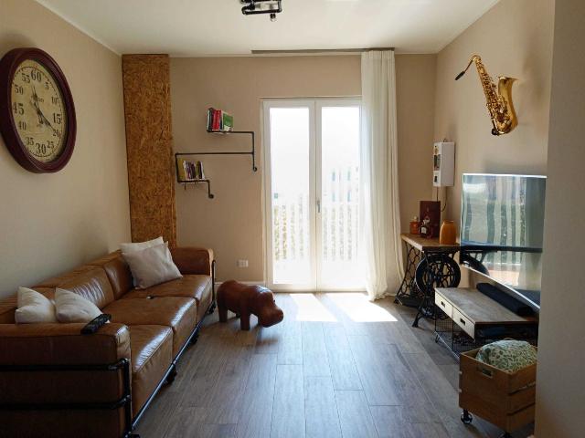 3-room flat in Via Vietri sul Mare, Pontecagnano Faiano - Photo 1