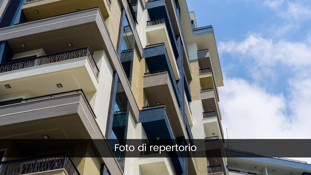 Magazzino in Via Malche 36/C, Giffoni Sei Casali, {3} - Foto 1