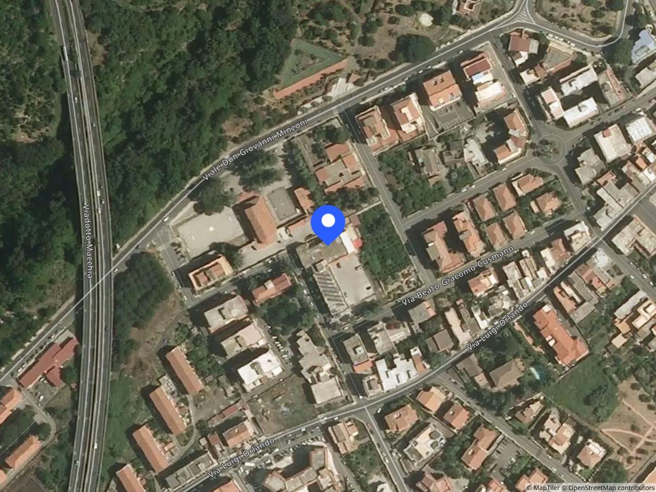 Garage in Via Regina Pacis, 6/a  95014, Giarre, {3} - Foto 2