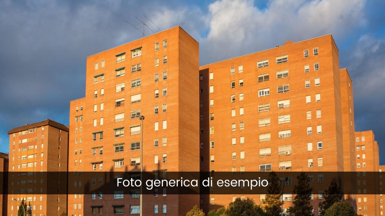 Autorimessa in Via Ionio, 14, Potenza, {3} - Foto 1
