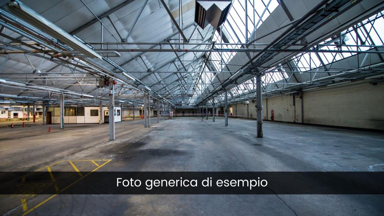 Magazzino in Via Padova 29, Catenanuova, {3} - Foto 1