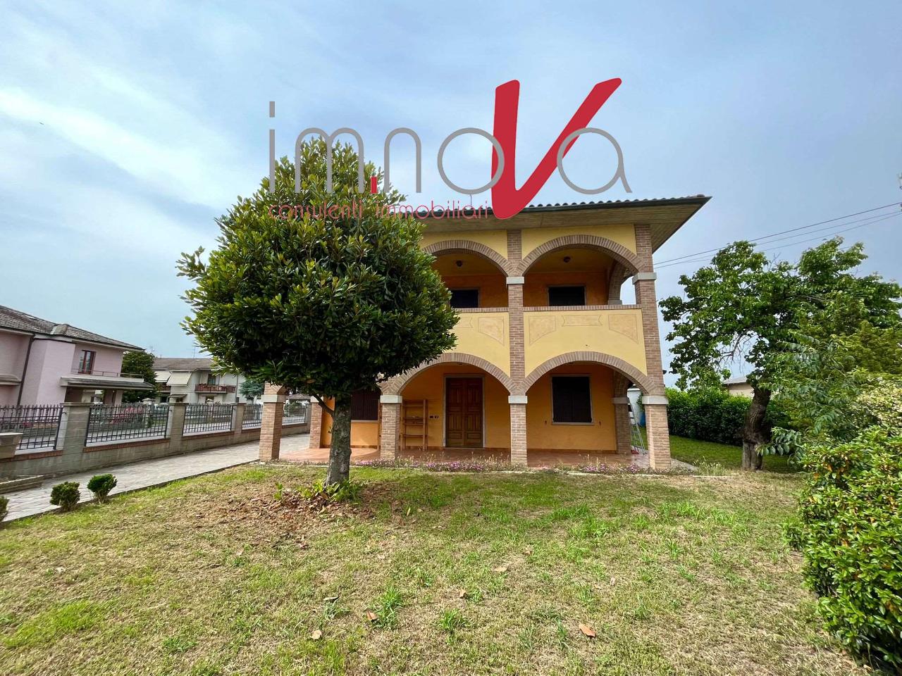 Villa unifamiliare in vendita a Pandino