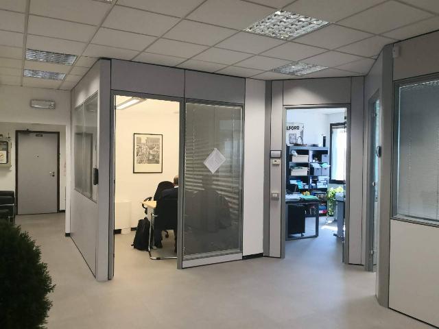 Gemeinschaftsbüro in {3}, Via Ticino - Foto 1