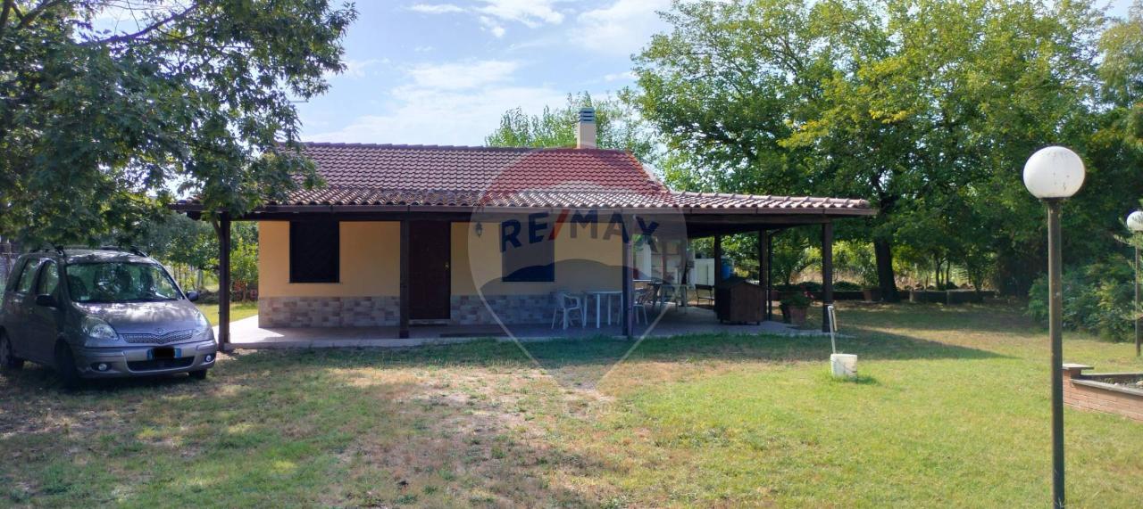 Villa in vendita a Aprilia