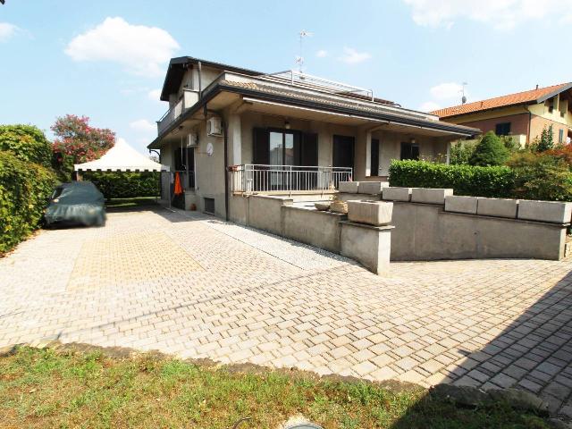 Terraced house in Via Roma 11, Gorla Minore - Photo 1