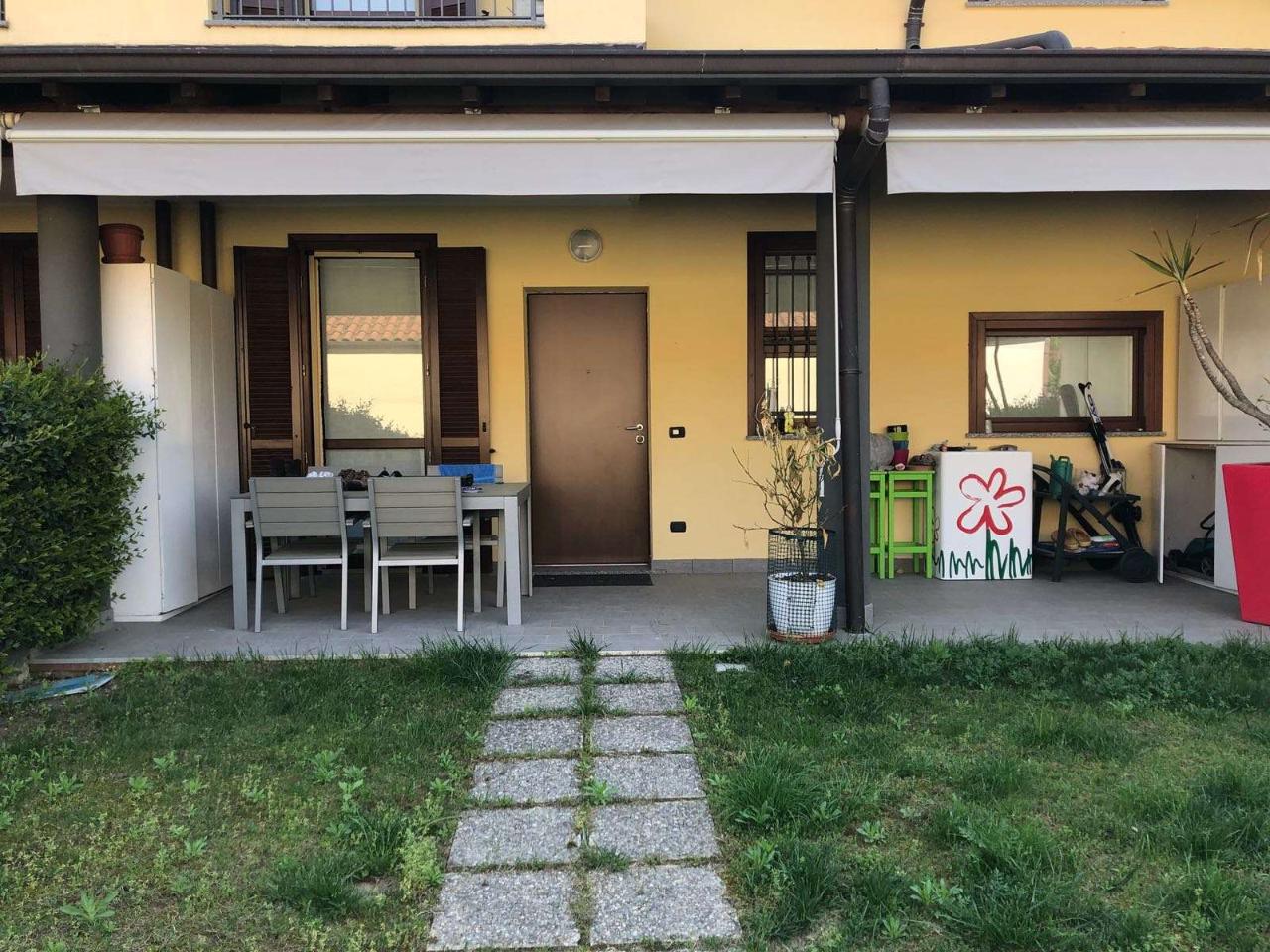 Villa a schiera in vendita a Bogogno