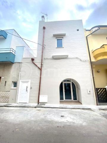 Detached house in Via Termiti 52, Tuglie - Photo 1