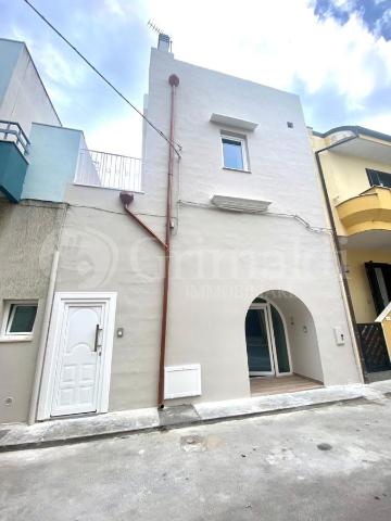 Detached house in Via Termiti 52, Tuglie - Photo 1