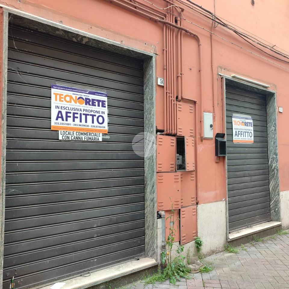 Negozio in Via Enrico De Nicola, Cassino, {3} - Foto 2