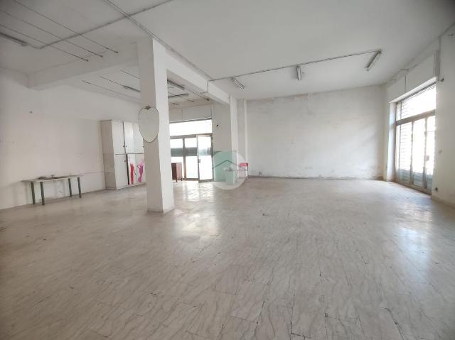 Warehouse in Via Pascoli 125, Cassino - Photo 1