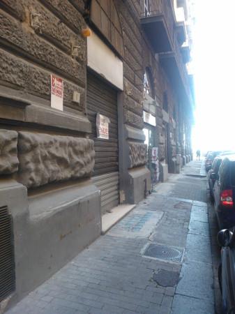 Negozio in Via Marino Turchi 17, Napoli, {3} - Foto 2