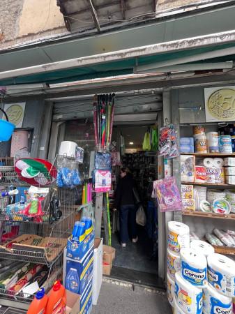 Negozio in Via Caio Duilio, Napoli, {3} - Foto 2