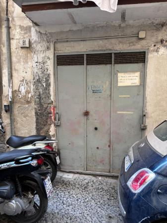 Negozio in Via San Mattia 82, Napoli, {3} - Foto 1
