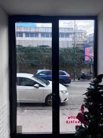 Parrucchiere in Via Consalvo 63, Napoli, {3} - Foto 2