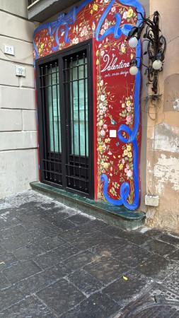 Negozio in Piazza Giulio Rodinò, Napoli, {3} - Foto 2