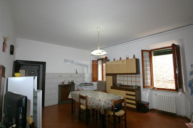 4-room flat, Sinalunga - Photo 1