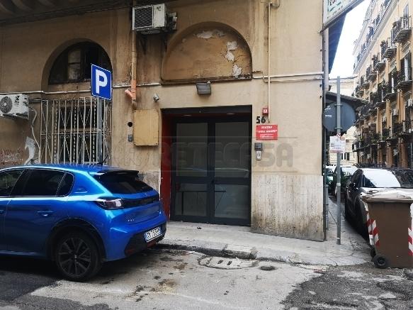 Magazzino in Via Carella 56, Palermo - Foto 1