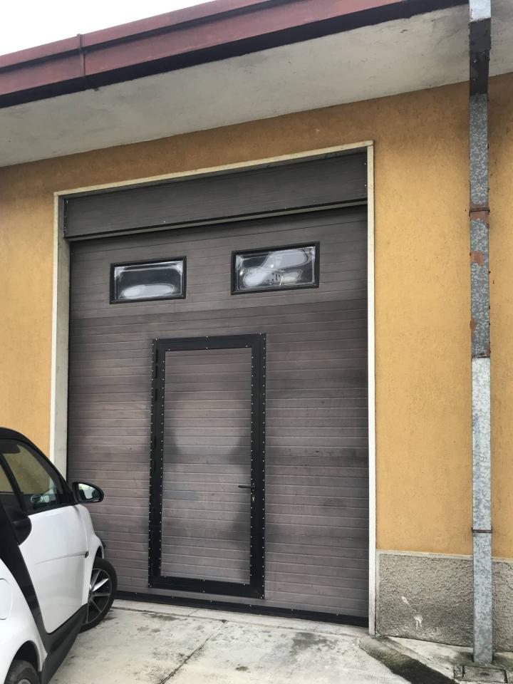 Capannone in Via Gozzi, Varese, {3} - Foto 2