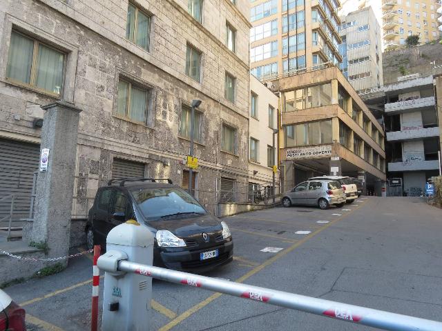 Autoparkplatz in Via Milano, Genova - Foto 1