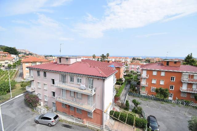 2-room flat in Via Ulivi 7/9, San Bartolomeo al Mare - Photo 1