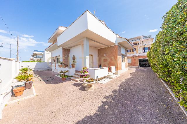 Villa in Via Ardeatina 46, Anzio - Foto 1