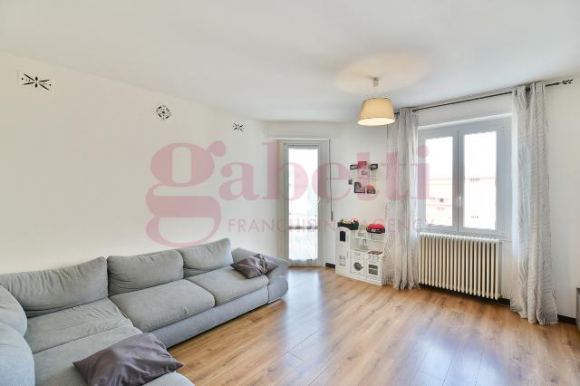 Dreizimmerwohnung in Via Manzoni 38, Carugo - Foto 1