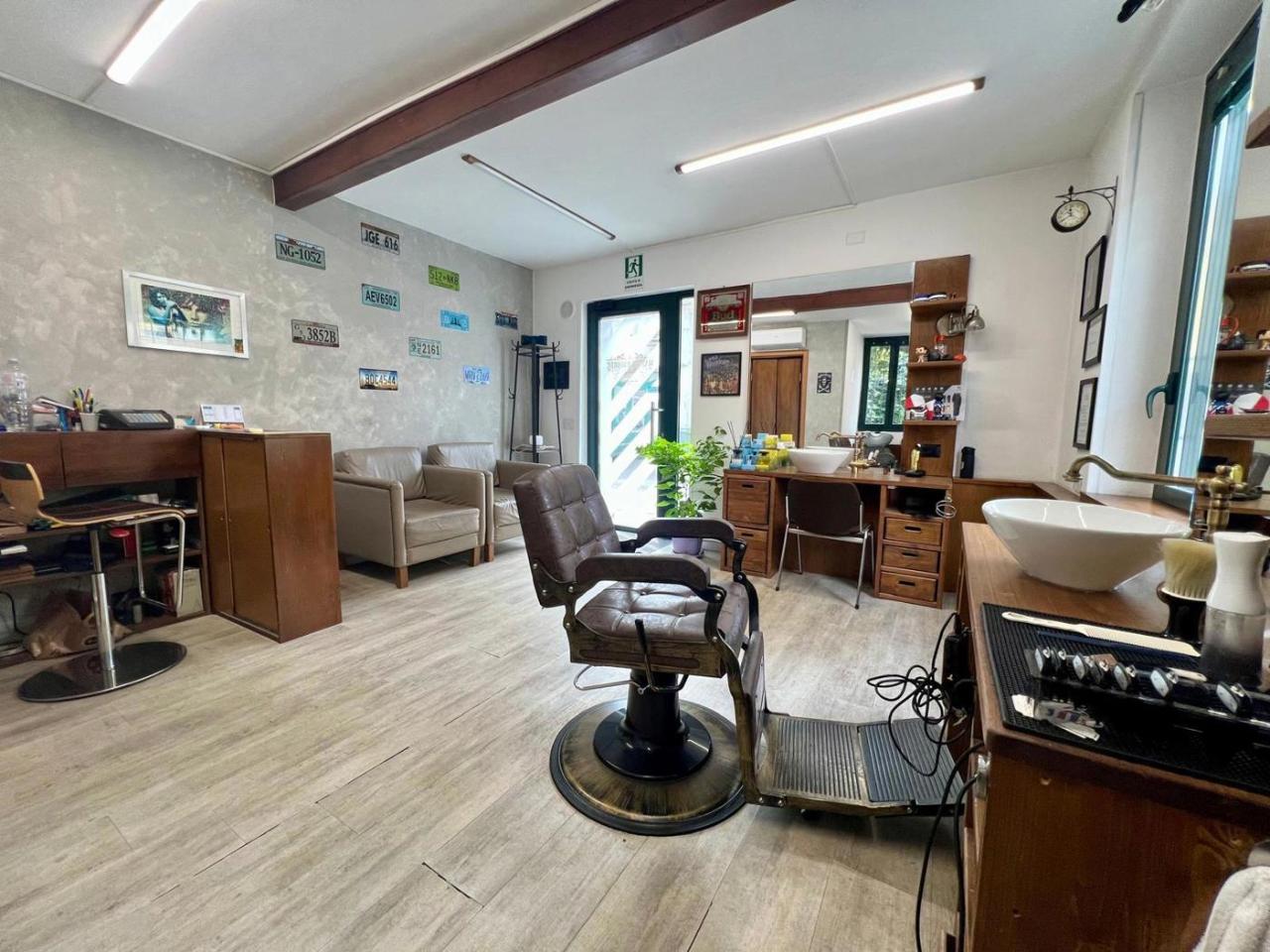 Negozio in Via Sant'Alessandro 24, Mariano Comense, {3} - Foto 1