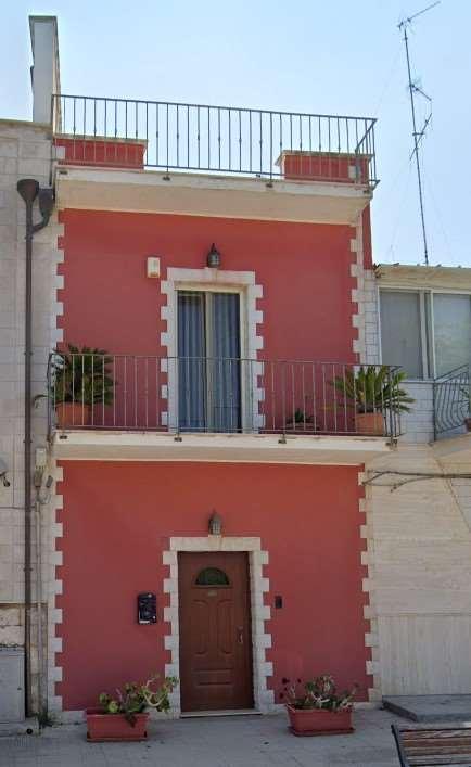 Casa indipendente in vendita a Bari