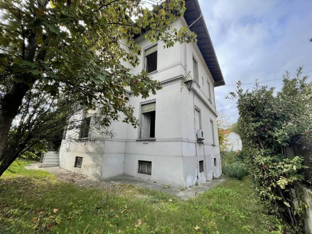 Villa in Lfredo Catalani 55100, Lucca - Foto 1