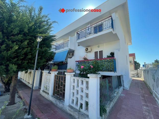 Terraced house in {3}, Strada San Girolamo 28 - Photo 1