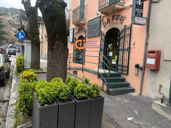 Bar in Piazza Duca degli Abruzzi, Tagliacozzo, {3} - Foto 1