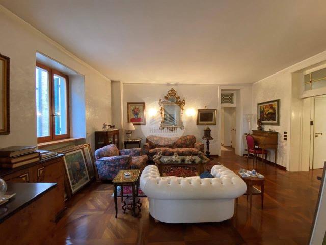 main gallery real estate image