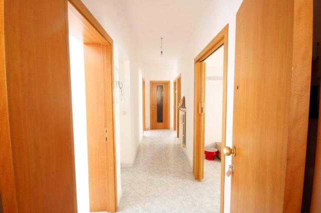 Detached house in Via Marche 40, Macerata - Photo 1