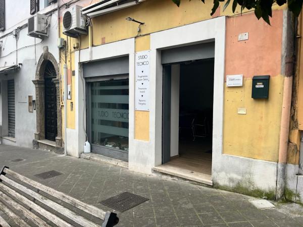 Negozio in Piazza 25 Luglio, Ceccano, {3} - Foto 2