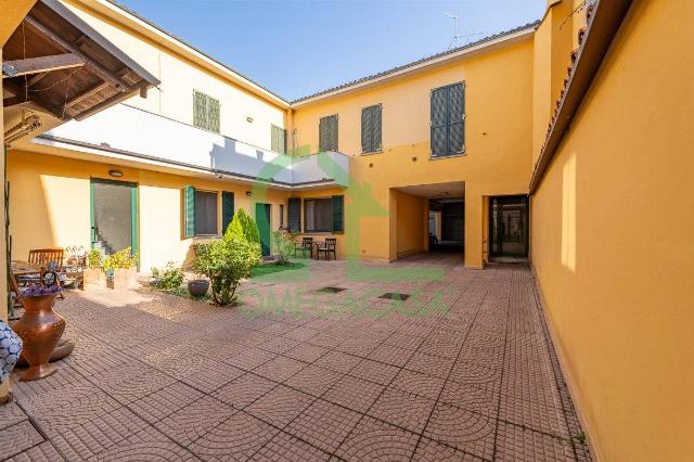 3-room flat in Vicolo a. Cesaris 16, Casalpusterlengo - Photo 1