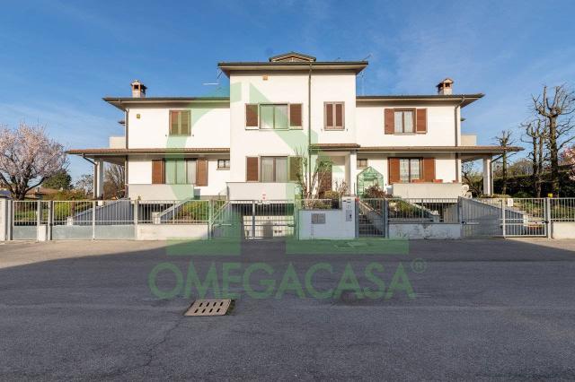 Terraced house in Via Pitagora, Casalpusterlengo - Photo 1