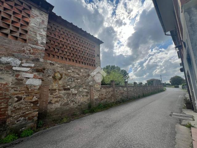 Casa indipendente in Via della Repubblica 14, Capannori - Foto 1