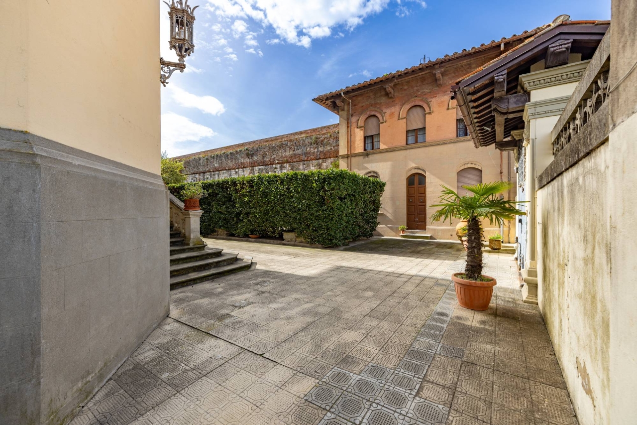 Villa in vendita a Pisa