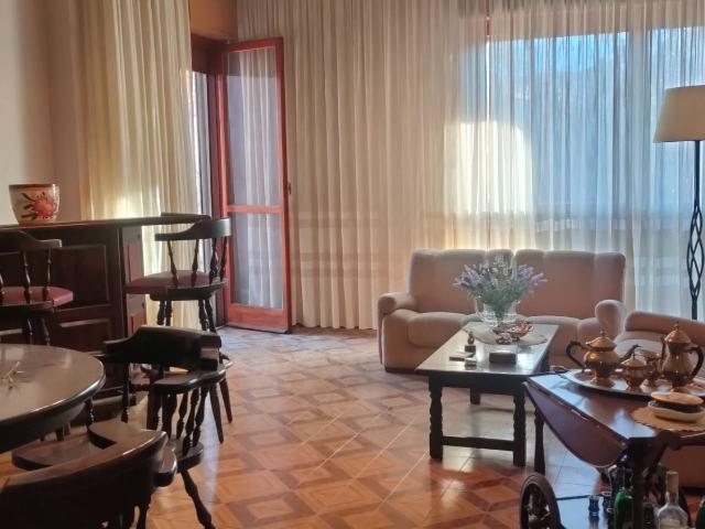 Apartament in {3}, Viale Giuseppe De Vito - Photo 1