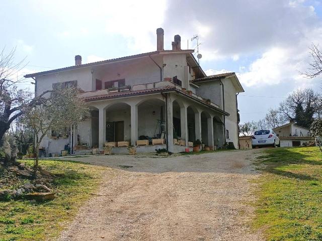 Villa in Via dei Tre Colli, Tarano - Foto 1