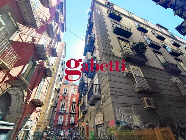 Wohnung in Via Cisterna dell'Olio, Napoli - Foto 1