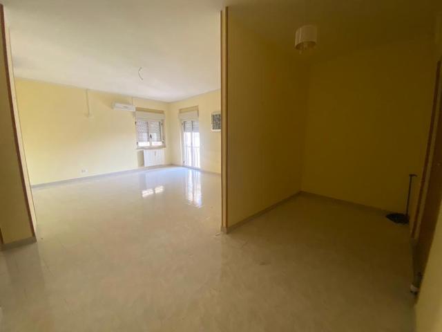 Vierzimmerwohnung in Via Conforti 3, Lamezia Terme - Foto 1