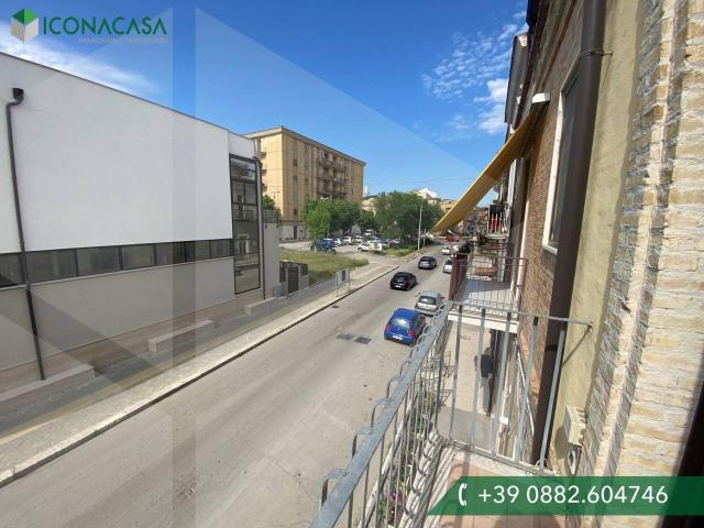 Detached house in {3}, Corso Amedeo Duca d'Aosta - Photo 1