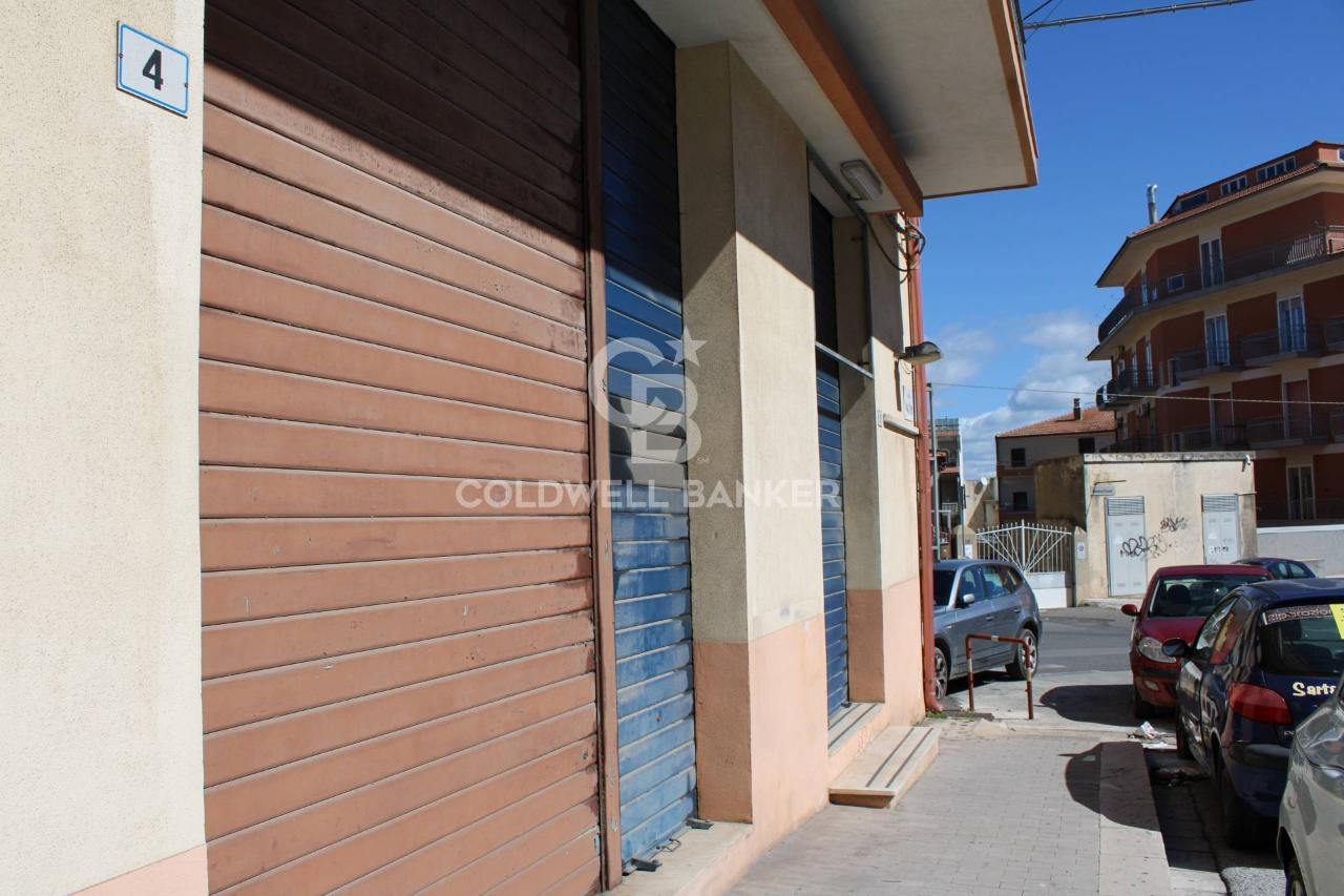 Negozio in Via Paestum 2/F, Ragusa, {3} - Foto 1