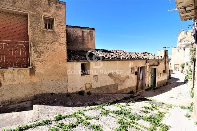 Casa indipendente in Vico Sotto Pizzo 4, Modica - Foto 1