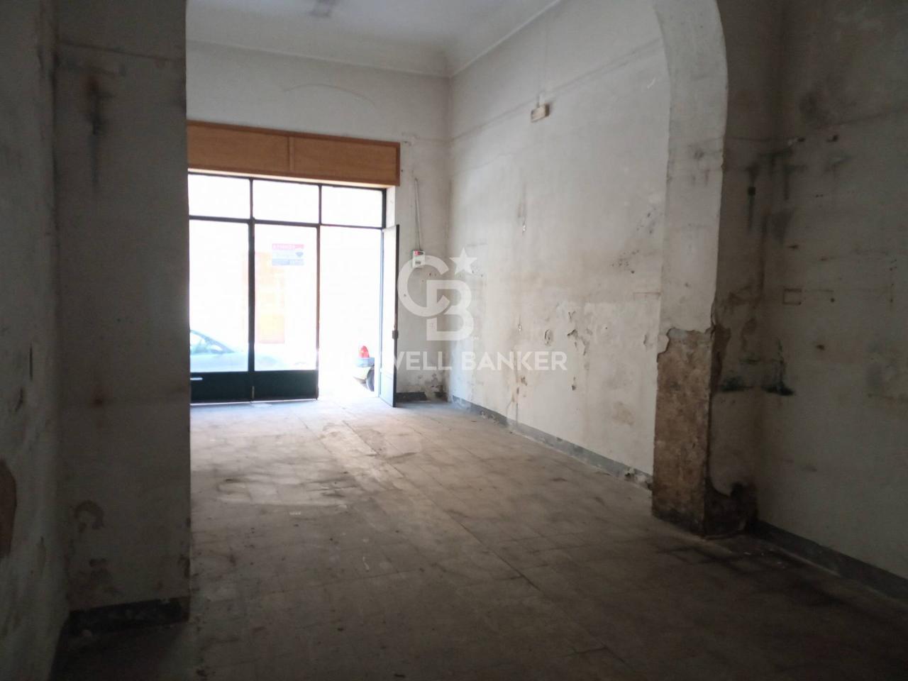 Magazzino in Corso Vittorio Veneto 205, Ragusa, {3} - Foto 2