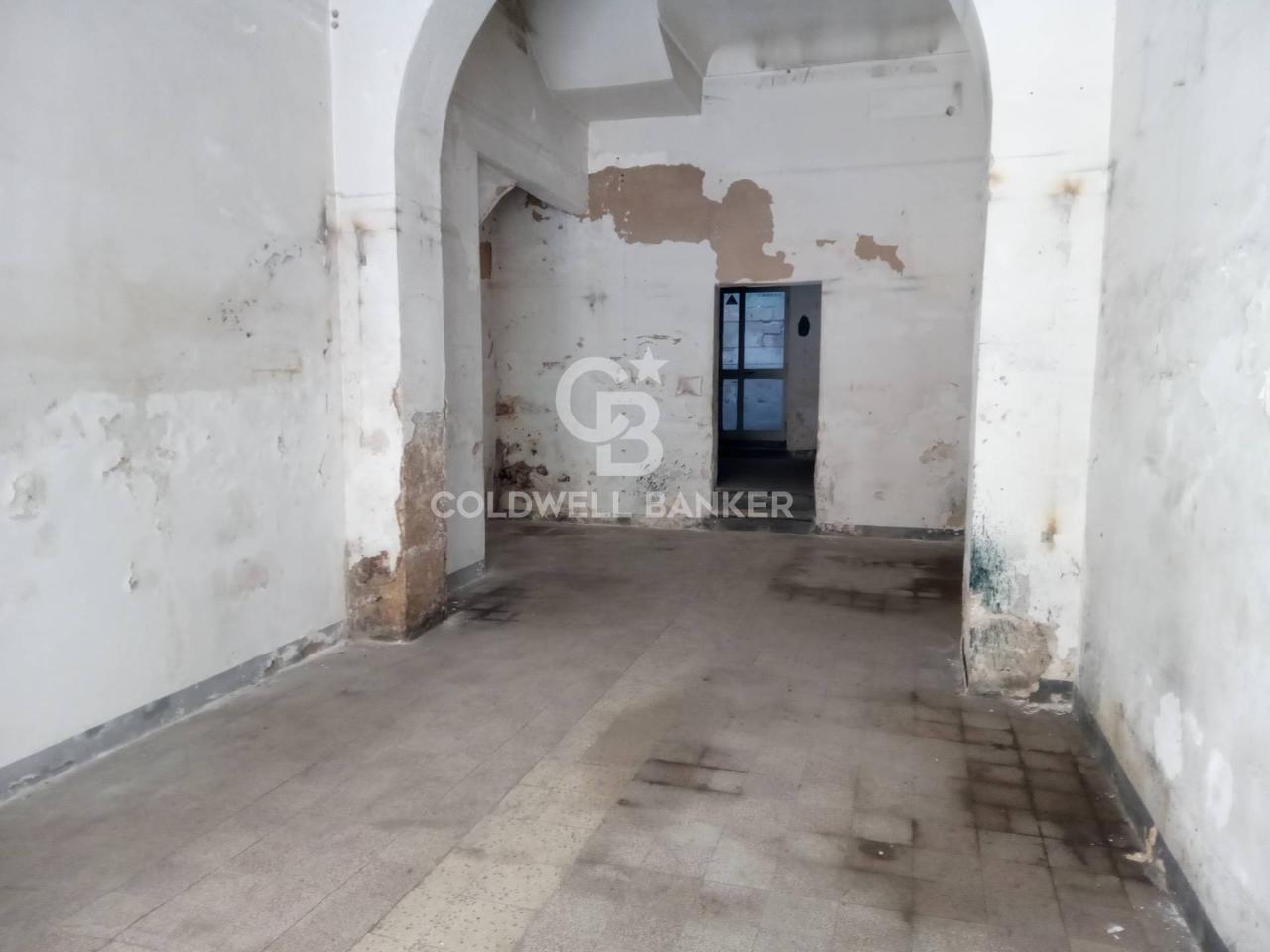 Magazzino in Corso Vittorio Veneto 205, Ragusa, {3} - Foto 1