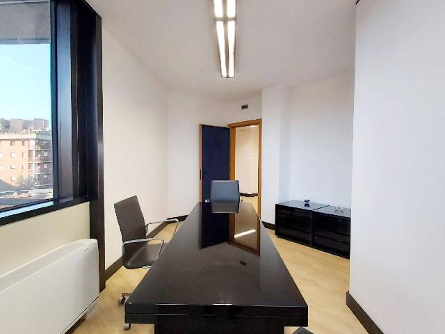 Shared office in {3}, Via Clauzetto - Photo 1