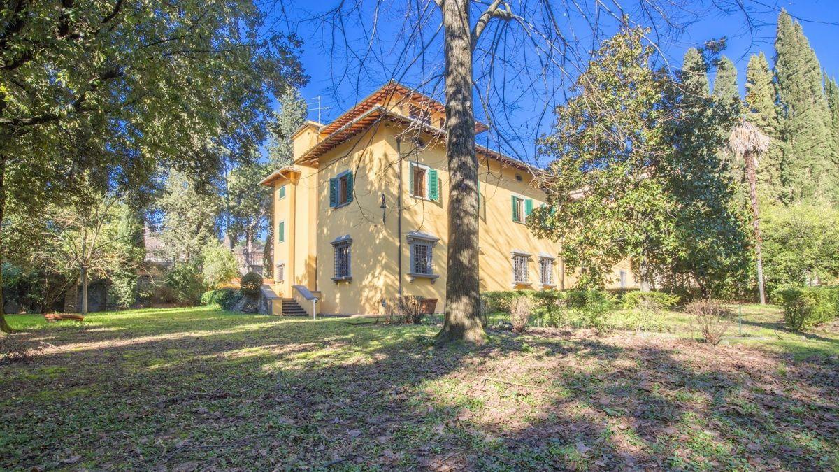 Villa in vendita/affitto a Firenze