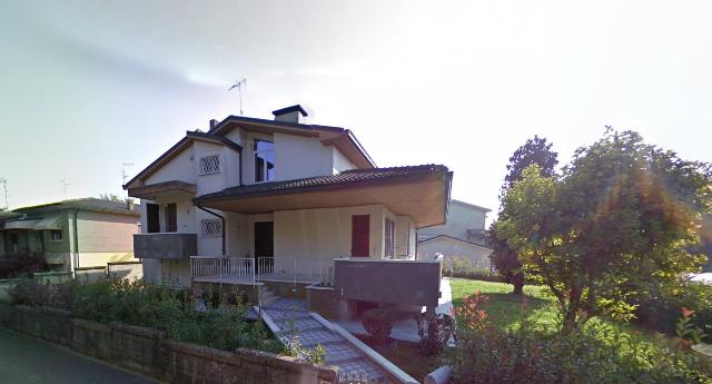 Villa in Viale Goffredo Mameli 12, Reggiolo - Foto 1